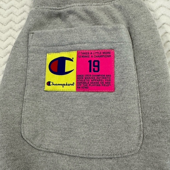 Women’s Champion jogger crew set. Used w/small stain on sweater. XS - Picture 4 of 7